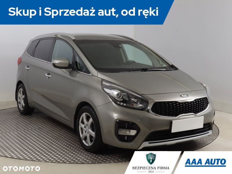 Kia Carens - 3
