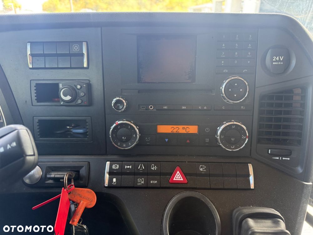Mercedes-Benz Actros 1833 - 4