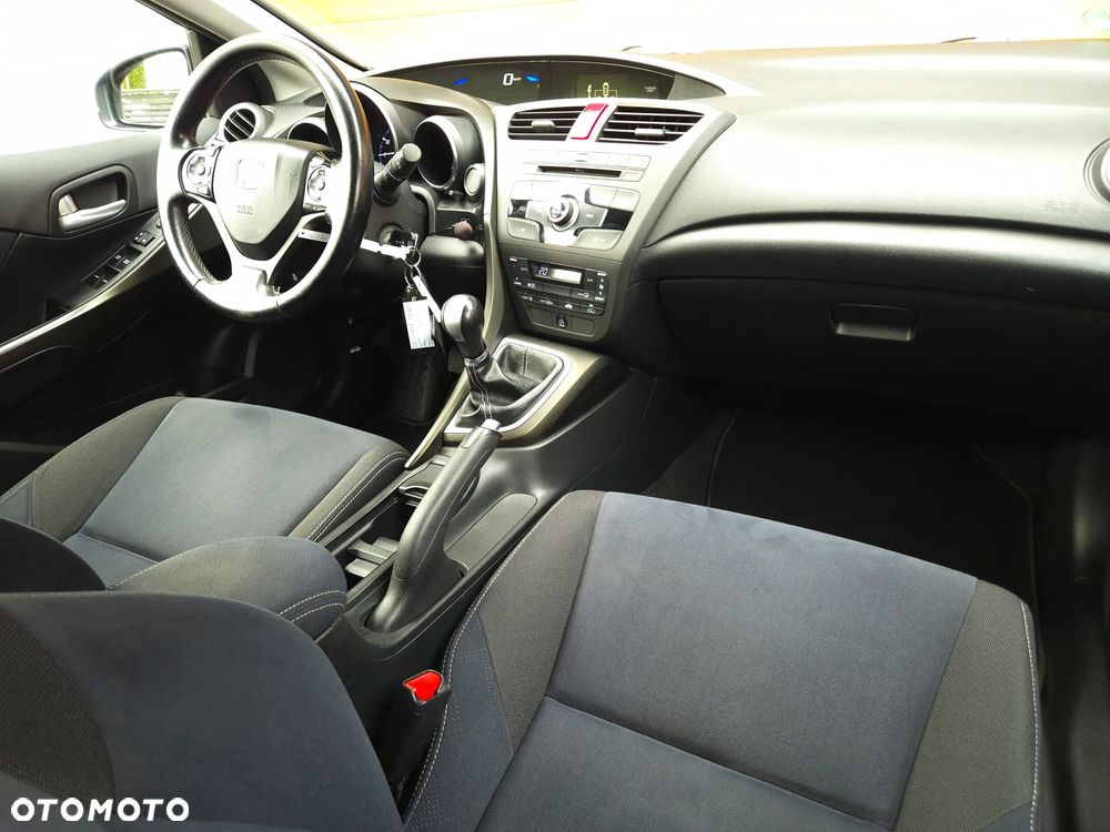 Honda Civic 1.8 i-VTEC Comfort - 30