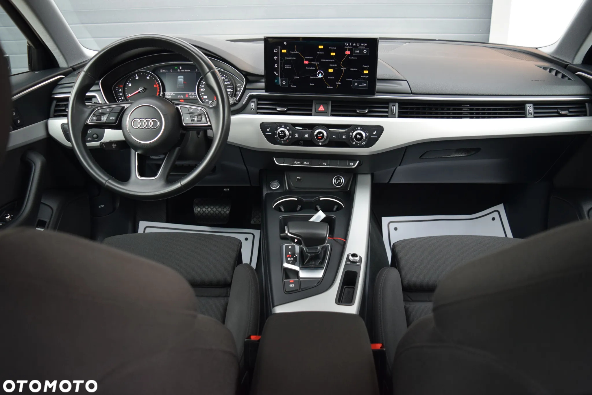 Audi A4 Avant 35 TDI S tronic S line - 35