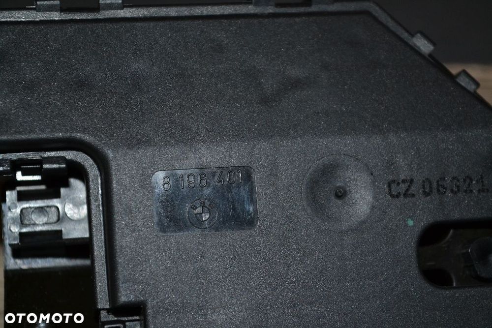 BMW E60 E81 E87 E85 E86 E90 ORYGINALNY ZAMEK KLAPY BAGAZNIKA 8196401 - 5