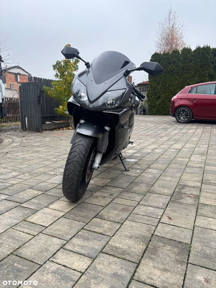 Honda CBR - 1