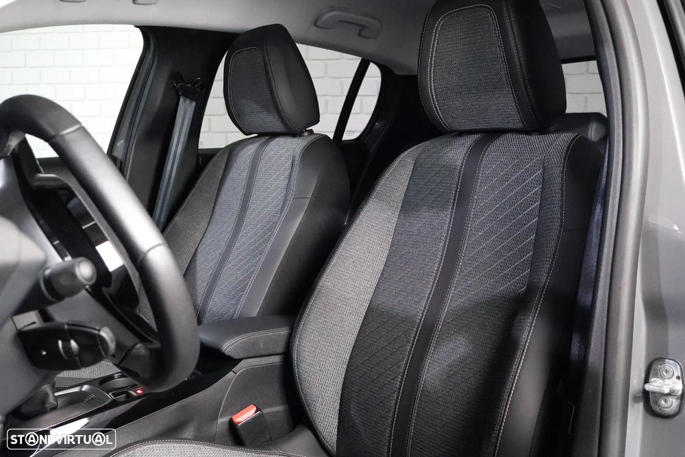 Peugeot 208 1.2 PureTech Allure - 10