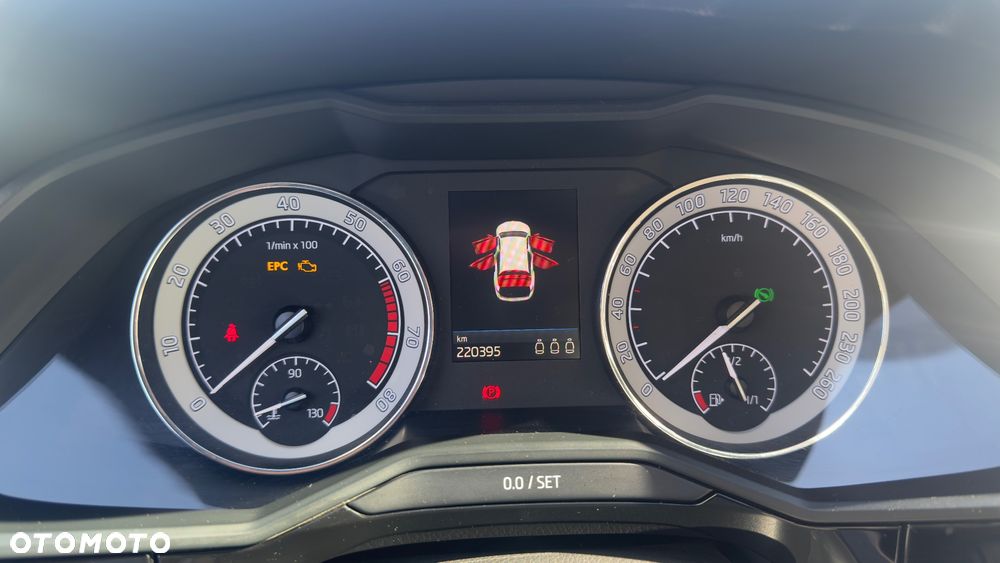 Skoda Superb 1.8 TSI L&K DSG - 16