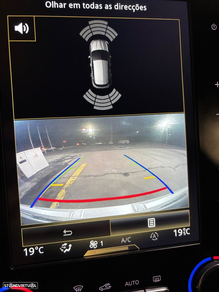 Renault Mégane TCe 140 GPF BOSE EDITION - 24