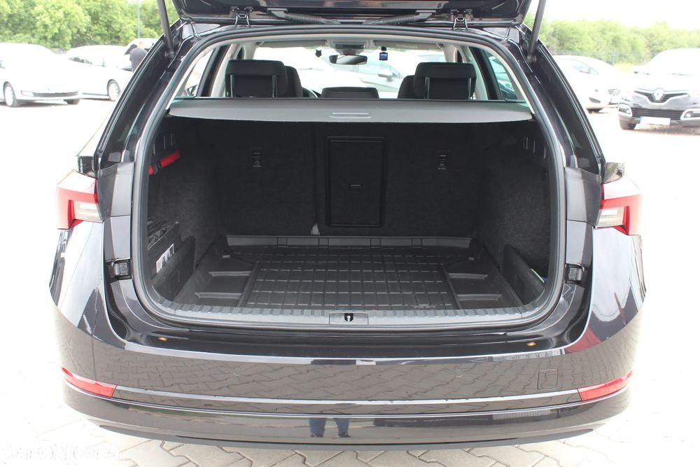 Skoda Octavia 2.0 TDI Ambition - 33