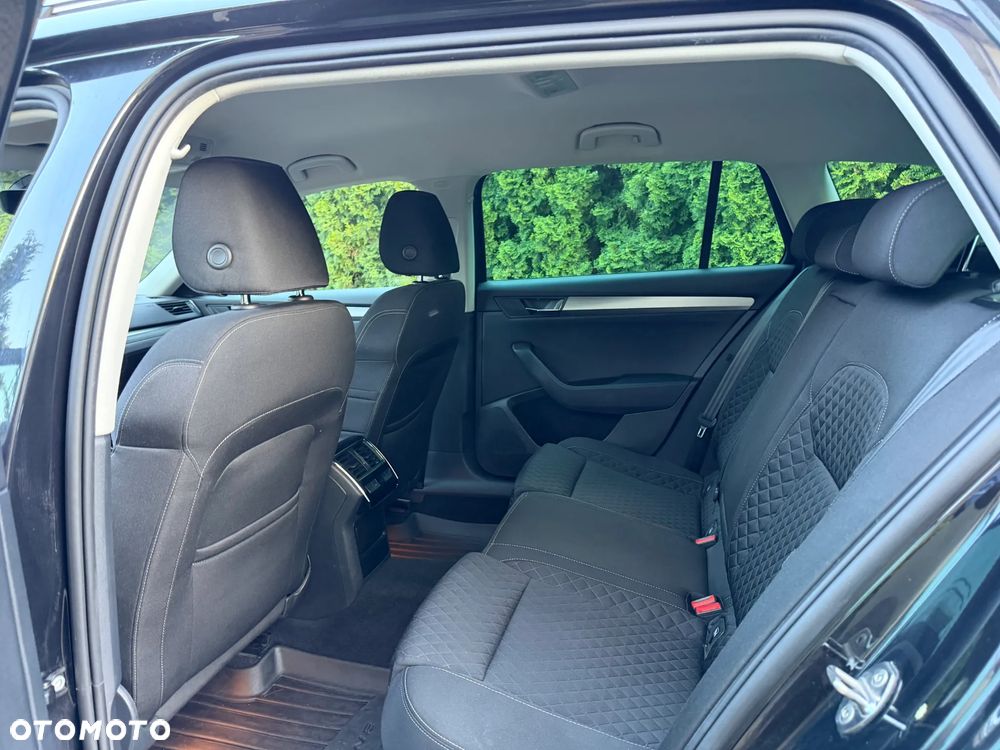 Skoda Superb 2.0 TDI Style - 7