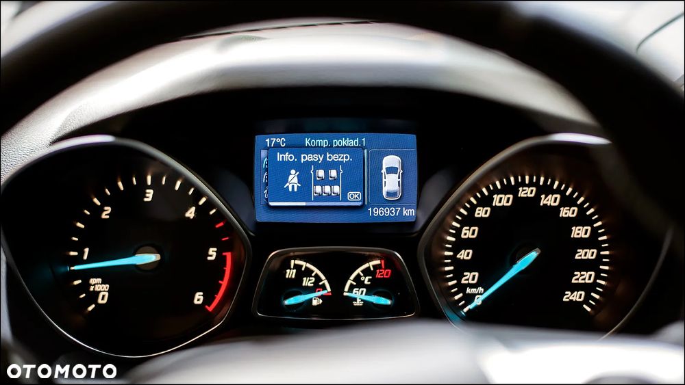 Ford Kuga - 18