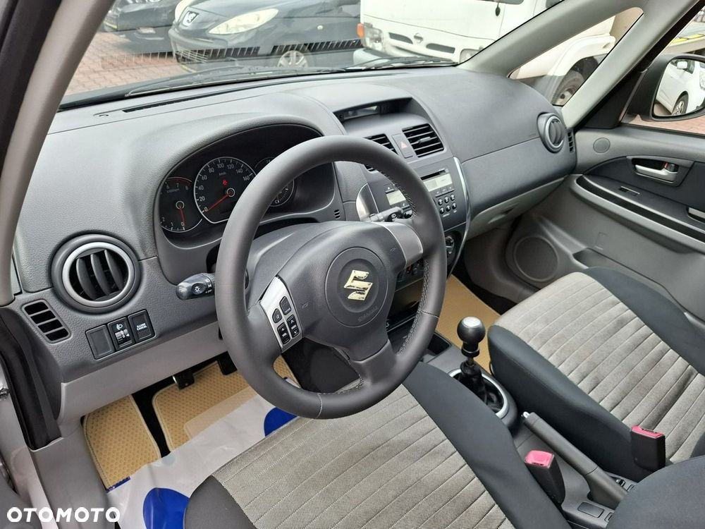 Suzuki SX4 1.6 GS / Premium 4WD - 21