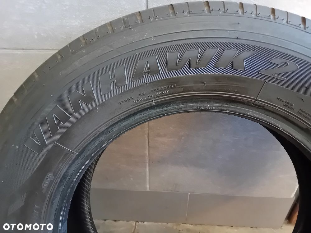 opona Firestone Vanhawk 2 215/65 R 16 cali 2021 bieżnik opony 8mm - 5