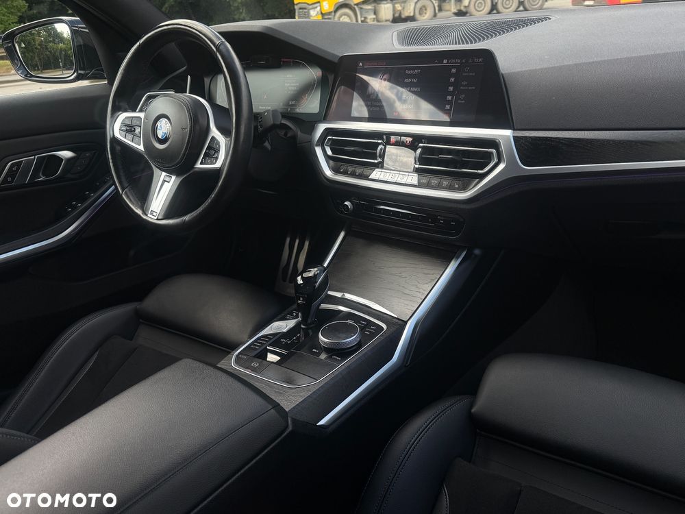 BMW Seria 3 320d xDrive Sport Line Shadow sport - 15