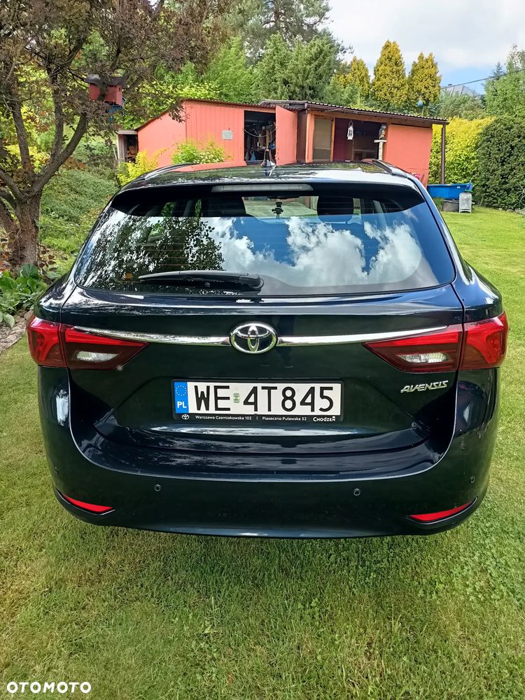 Toyota Avensis - 7