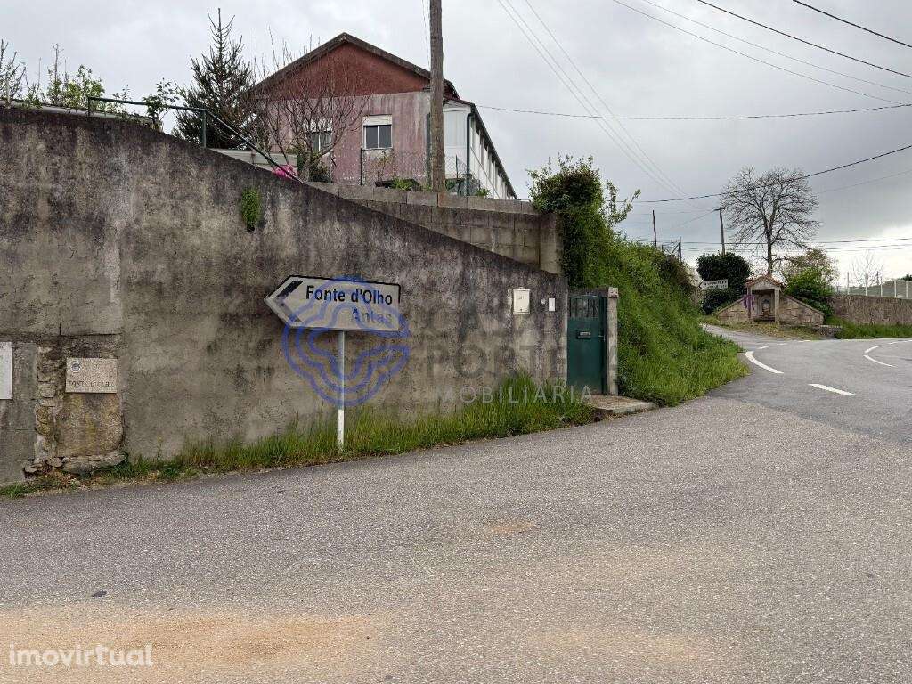 Moradia em Coura - Grande imagem: 2/49