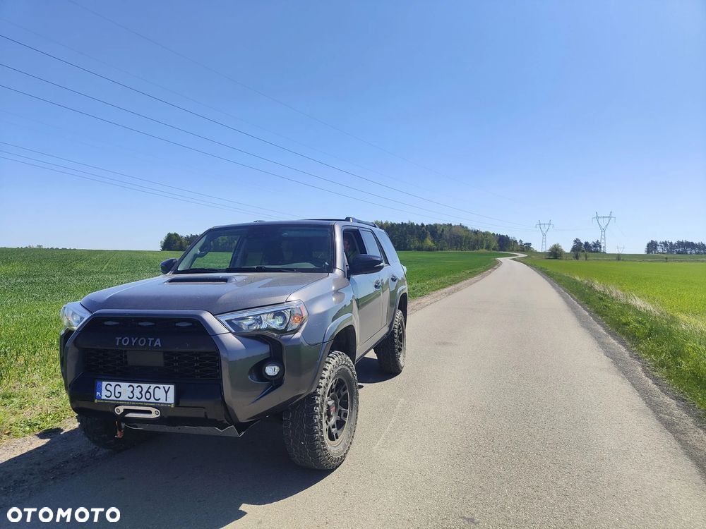 Toyota 4-Runner - 12