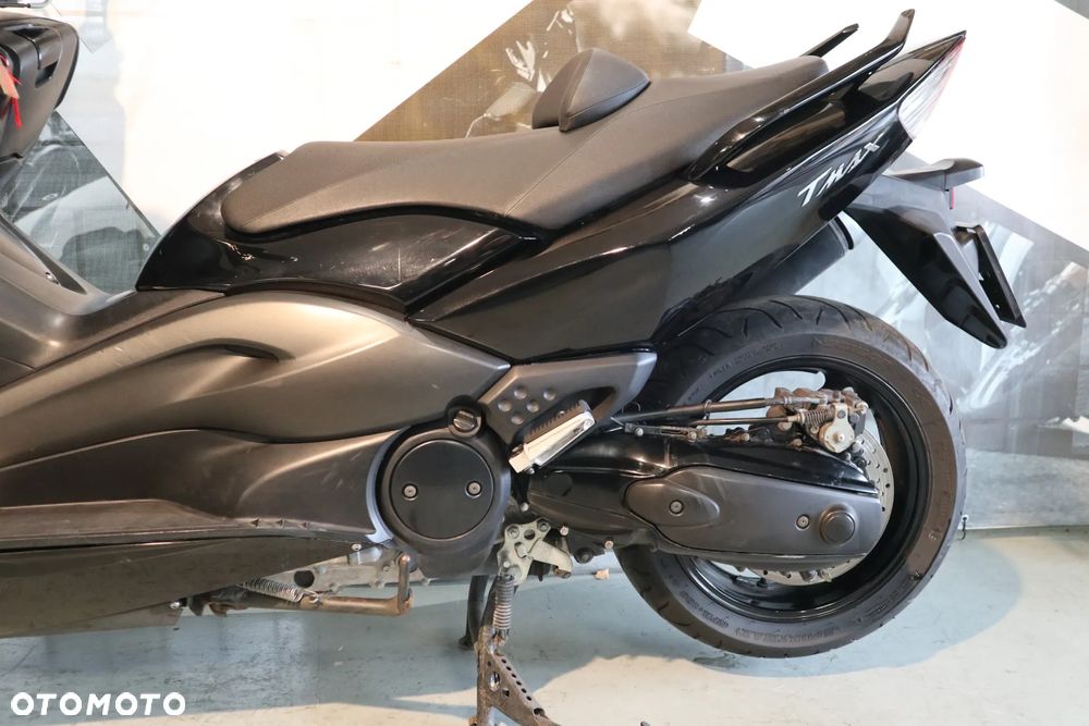 Yamaha Tmax - 7