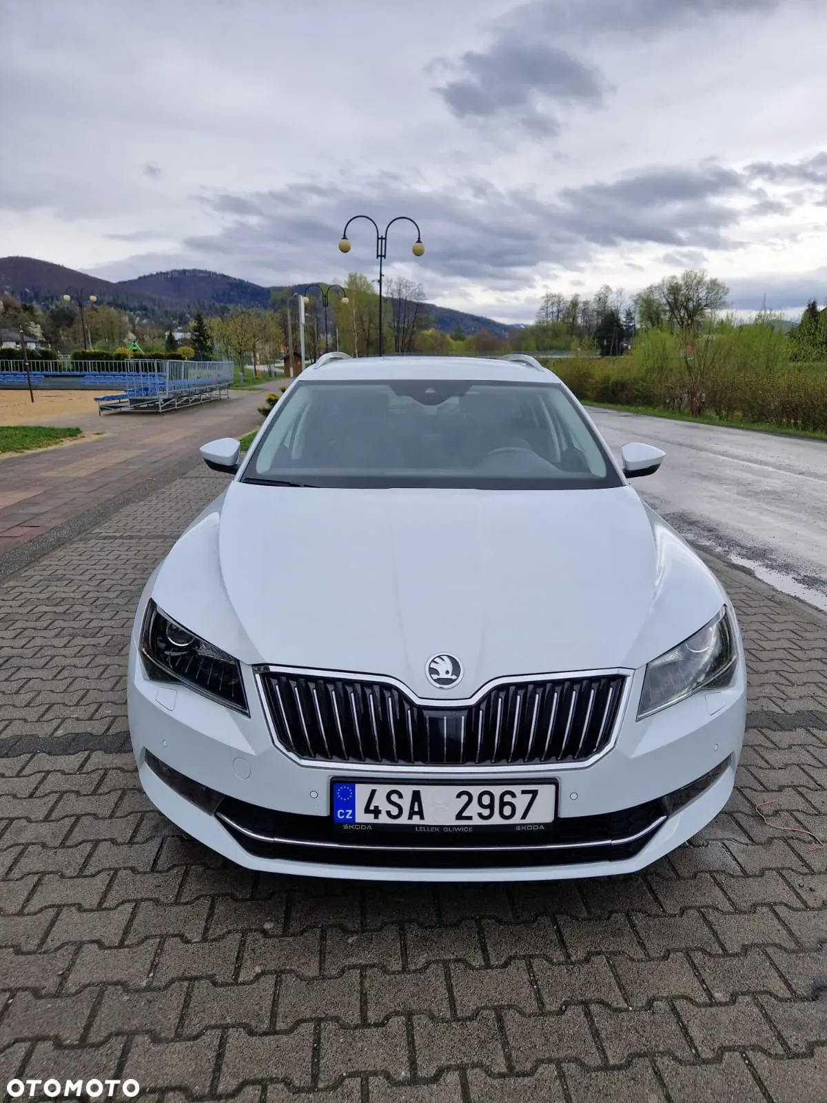 Skoda Superb 2.0 TSI DSG L&K - 5
