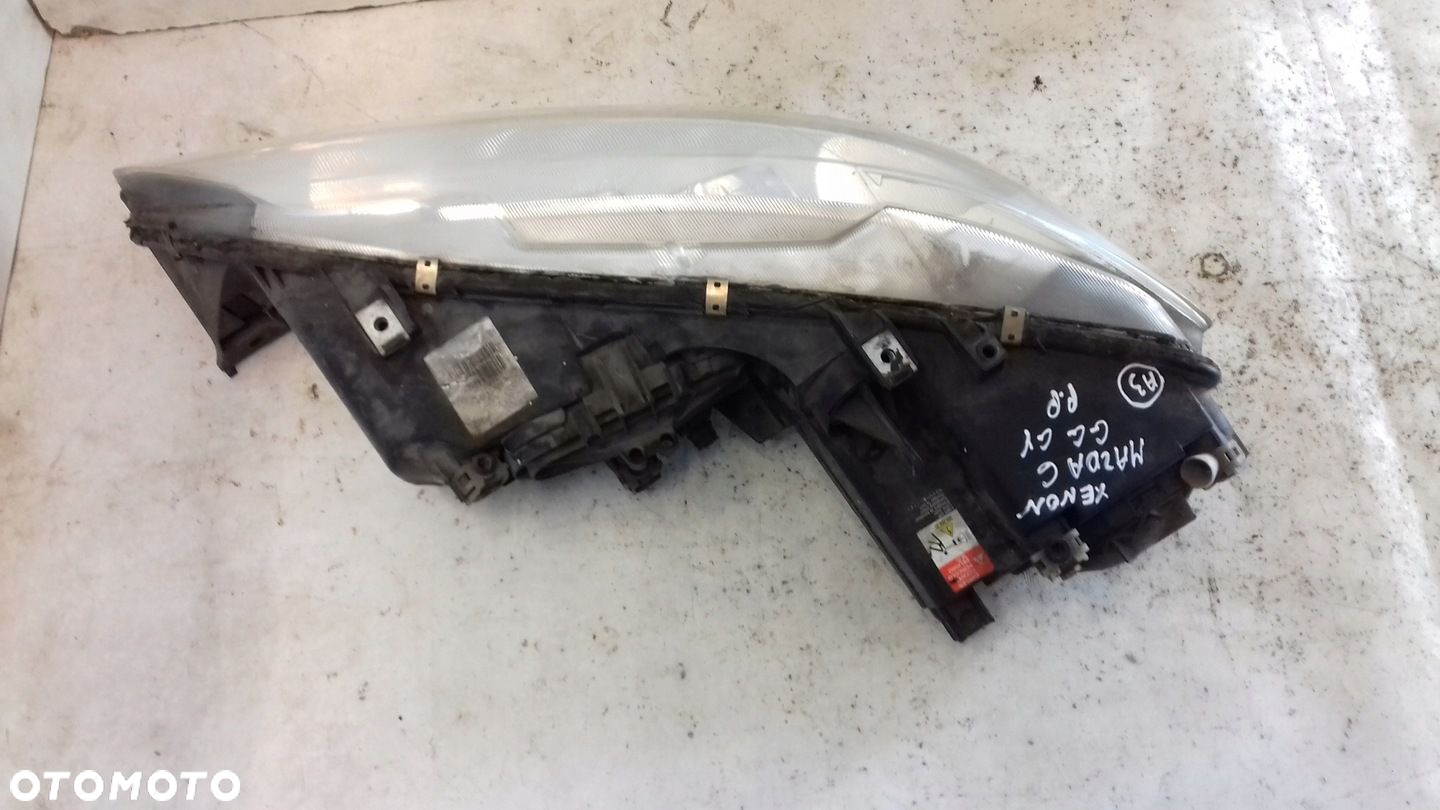 LAMPA PRAWY PRZÓD PRZEDNIA XENON MAZDA 6 GG GY 02- - 2