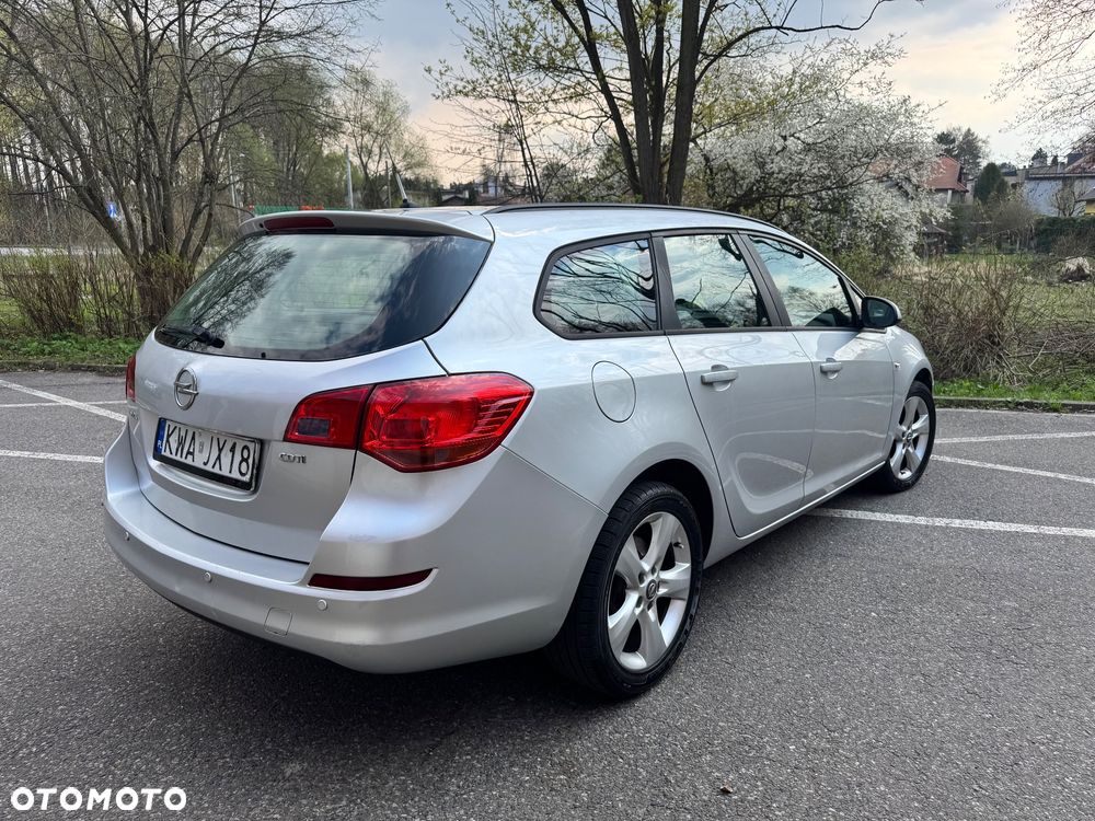 Opel Astra 1.7 CDTI Enjoy - 6