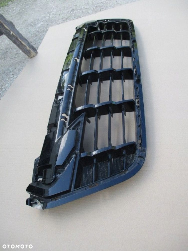 ATRAPA GRILL ISUZU D MAX POŁYSK - 4