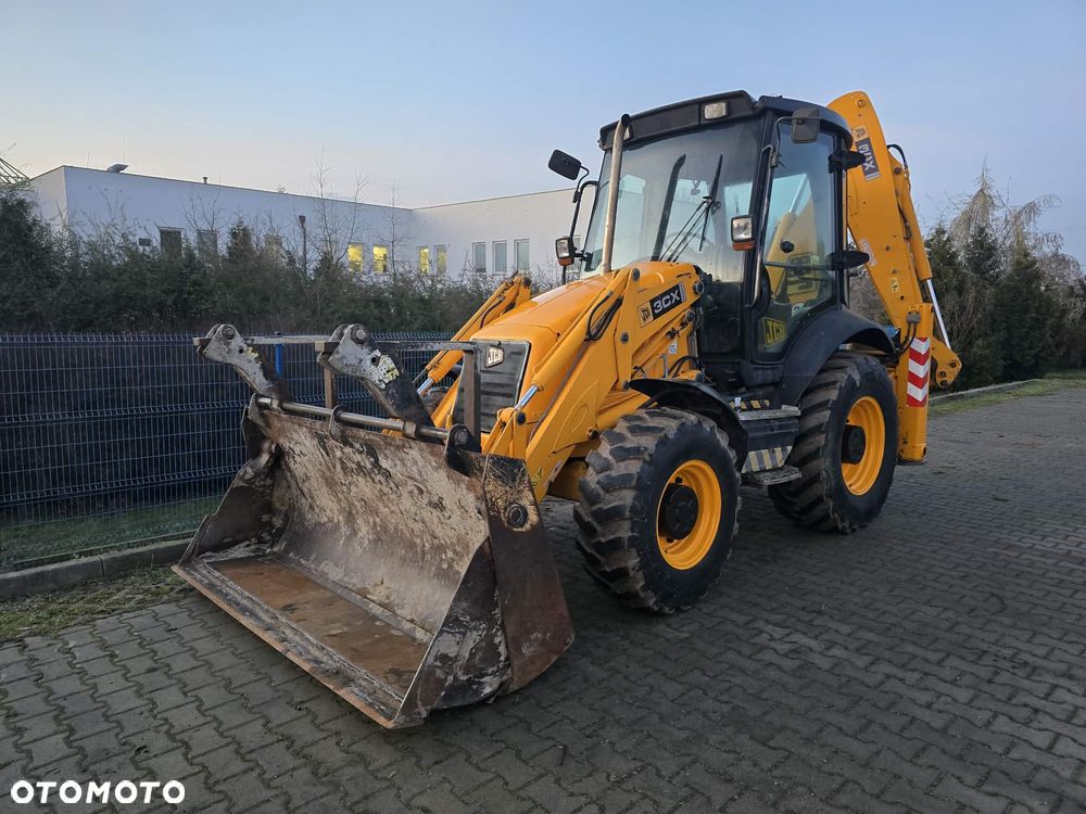 JCB 3CX CONTRACTOR OD NOWOŚCI U NAS SALON POLSKA - 10