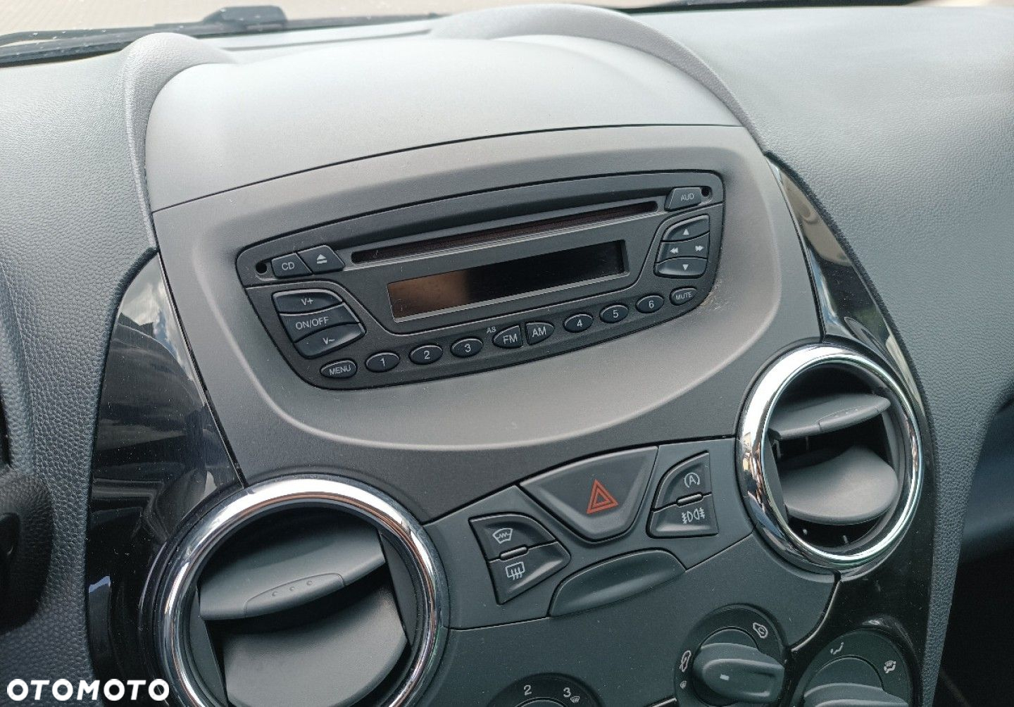 Ford KA - 25