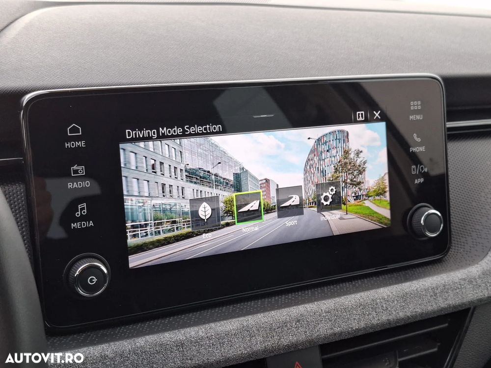 Skoda Kamiq 1.0 TSI DSG Selection - 32