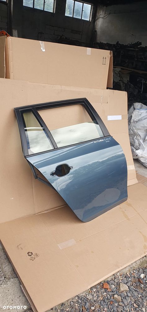 Drzwi prawy tył tylne prawe BMW 5 E61 A85 Neptunblau - 2