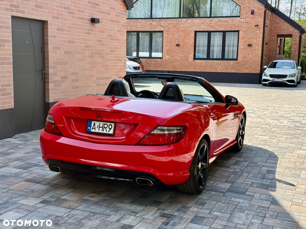 Mercedes-Benz SLK 250 (BlueEFFICIENCY) 7G-TRONIC - 9