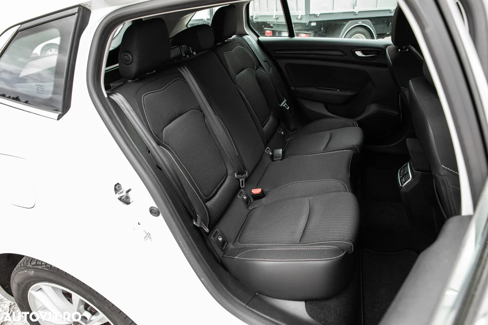 Renault Megane Blue dCi 116 Intens - 16