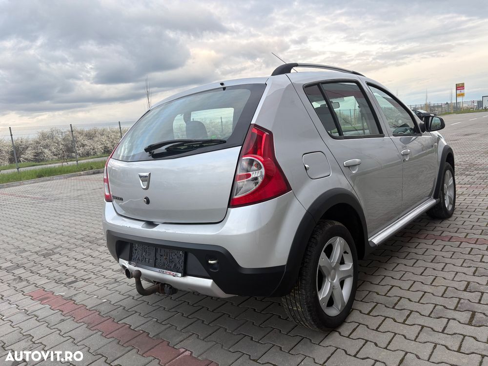 Dacia Sandero Stepway dCi 90 (S&S) Celebration - 3