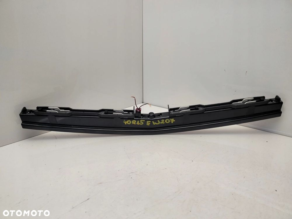 MERCEDES W207 09R- TRZECIE ŚWIATŁO STOP STOPU - 7