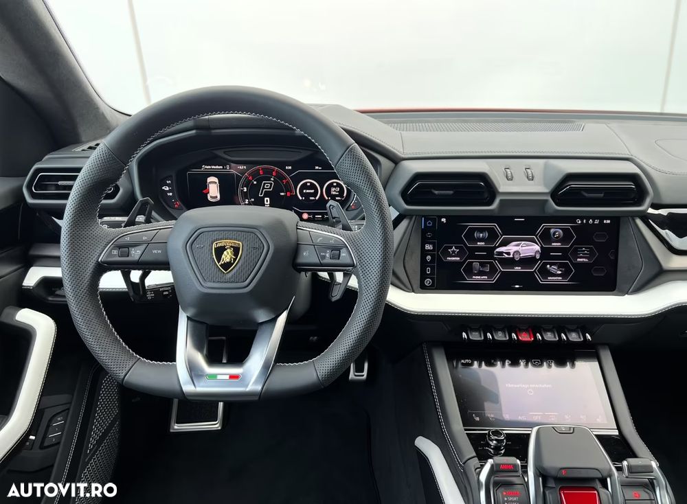 Lamborghini URUS - 7