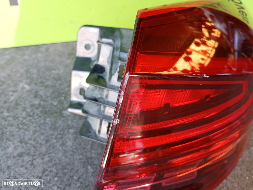 KIA CEED III SW FAROLIM DIREITO - FT400 - 5