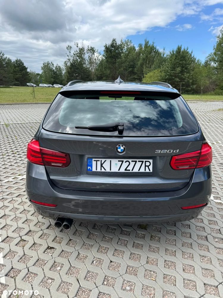BMW Seria 3 320d Sport Line - 8