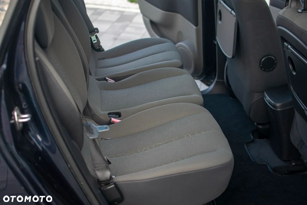 Renault Scenic - 32