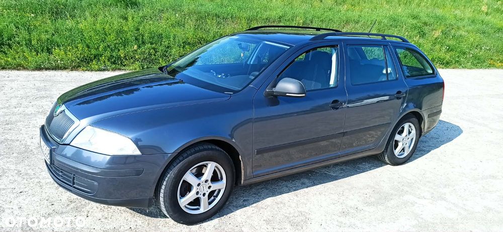 Skoda Octavia 1.6 Tour - 7