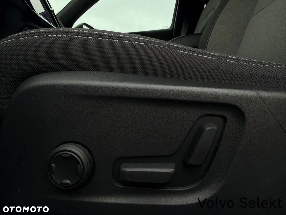 Volvo XC 40 - 35