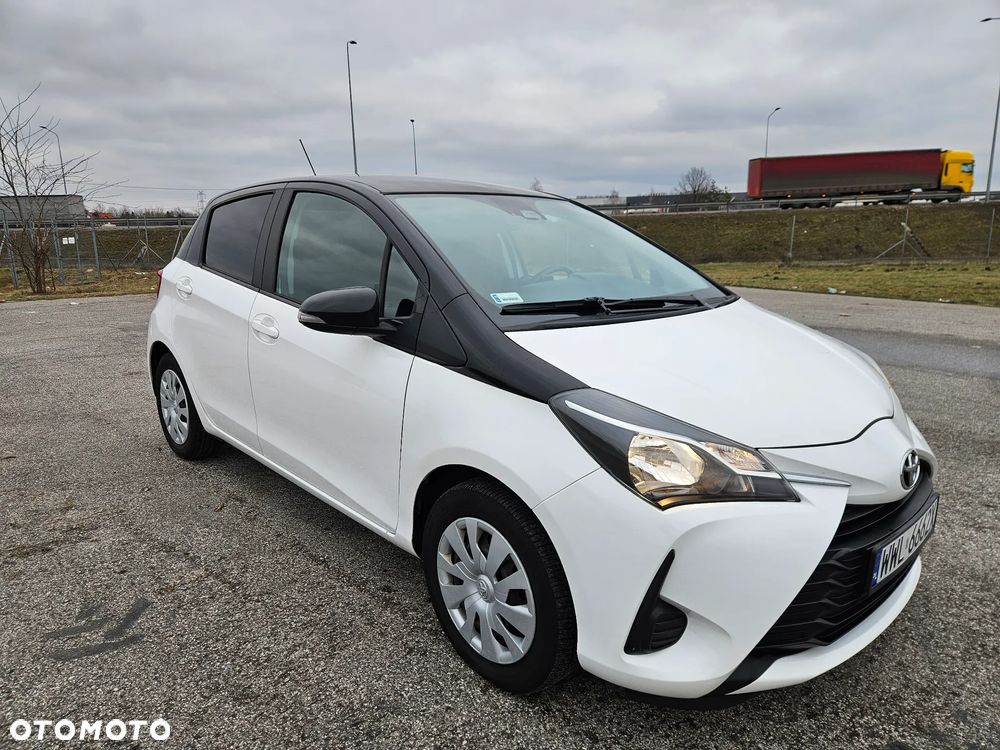 Toyota Yaris 1.5 Active - 11