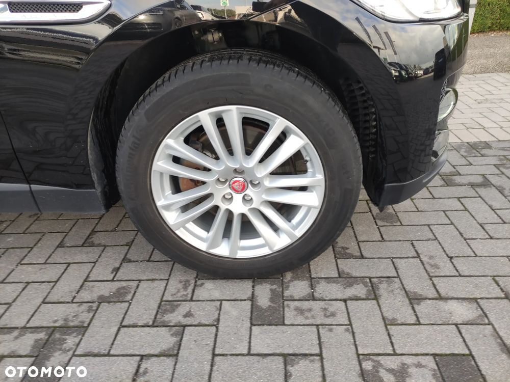 Jaguar F-Pace - 26