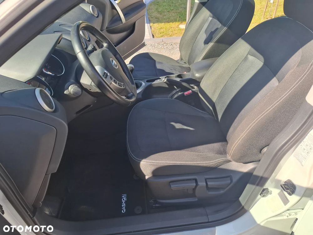 Nissan Qashqai 1.6 I-Way - 12