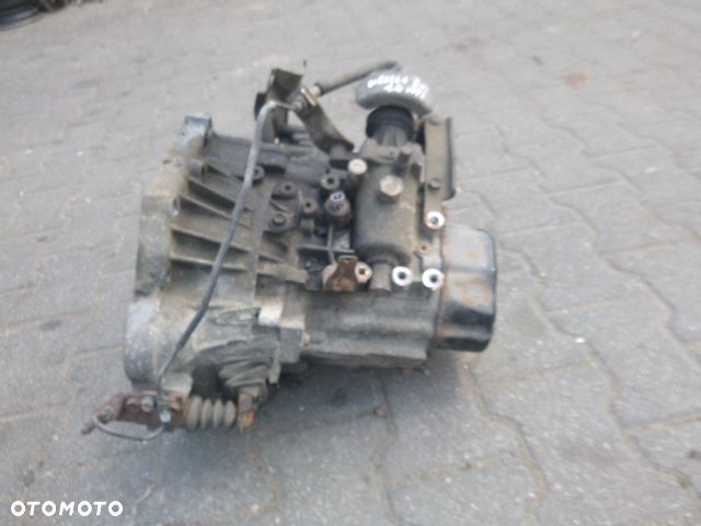 MANUALNA SKRZYNIA BIEGÓW TOYOTA COROLLA E12 1.4 16V - 20