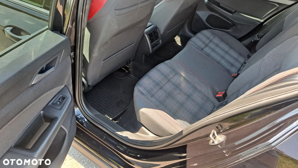 Volkswagen Golf 2.0 TSI BMT GTI Performance - 16