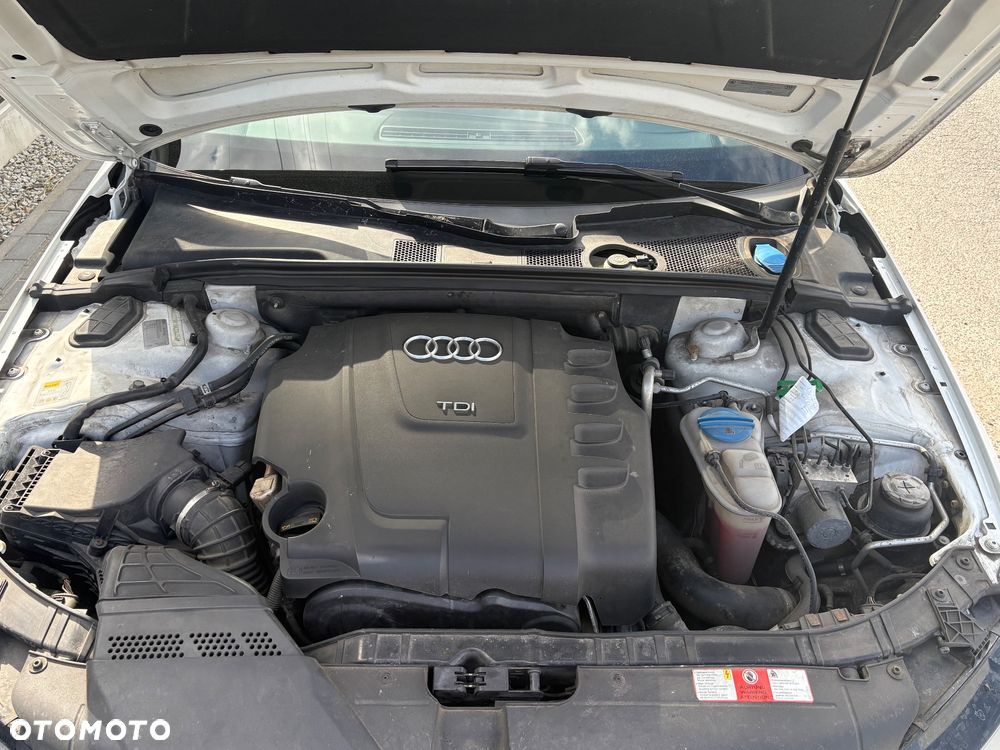 Audi A4 Avant 2.0 TDI - 15