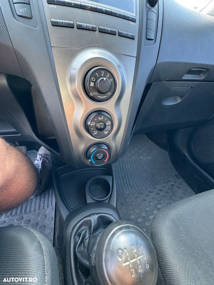 Toyota Yaris 1.4 D-4D Luna - 19