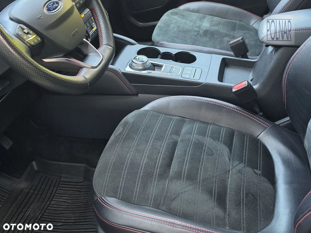 Ford Kuga 2.5 FHEV AWD ST-Line X - 17