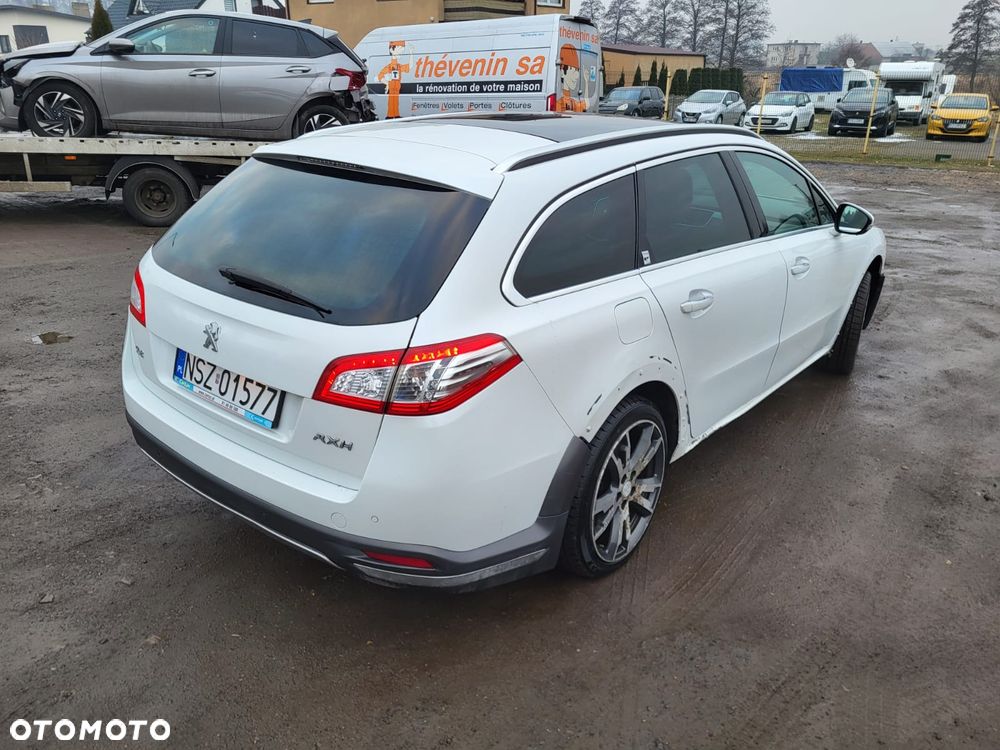 Peugeot 508 RXH Hybrid - 12