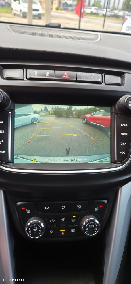 Opel Zafira 2016