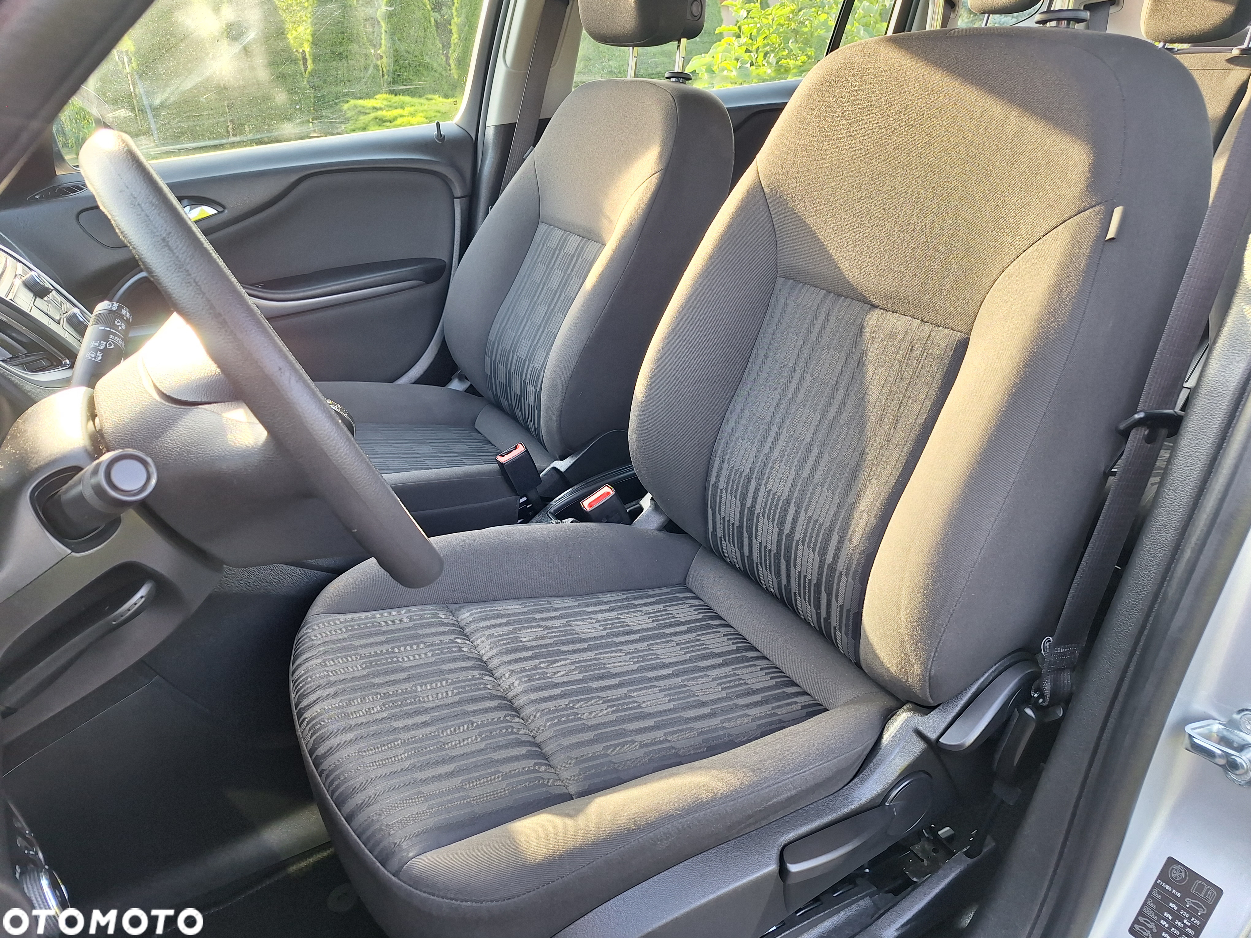 Opel Zafira 1.4 T Cosmo - 14