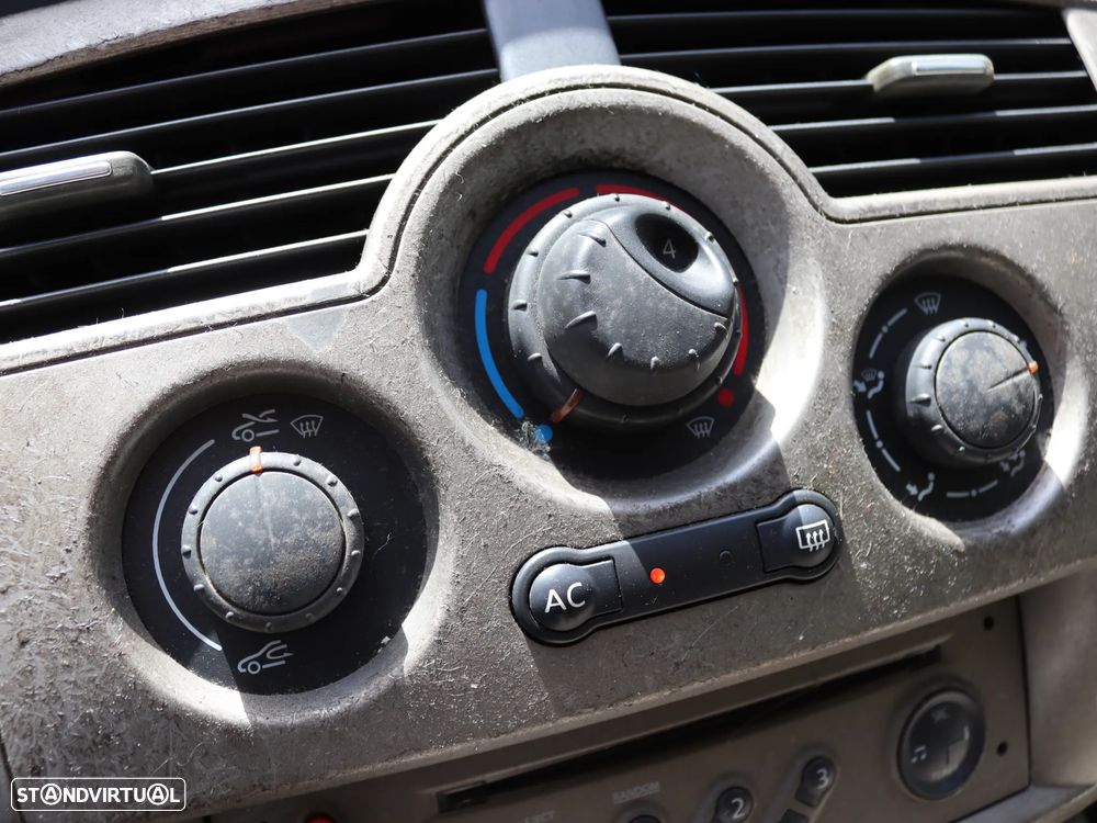 Renault Scénic 1.5 dCi Confort - 15