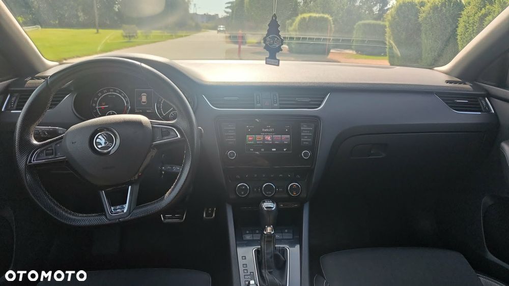 Skoda Octavia 2.0 TDI RS DSG - 6